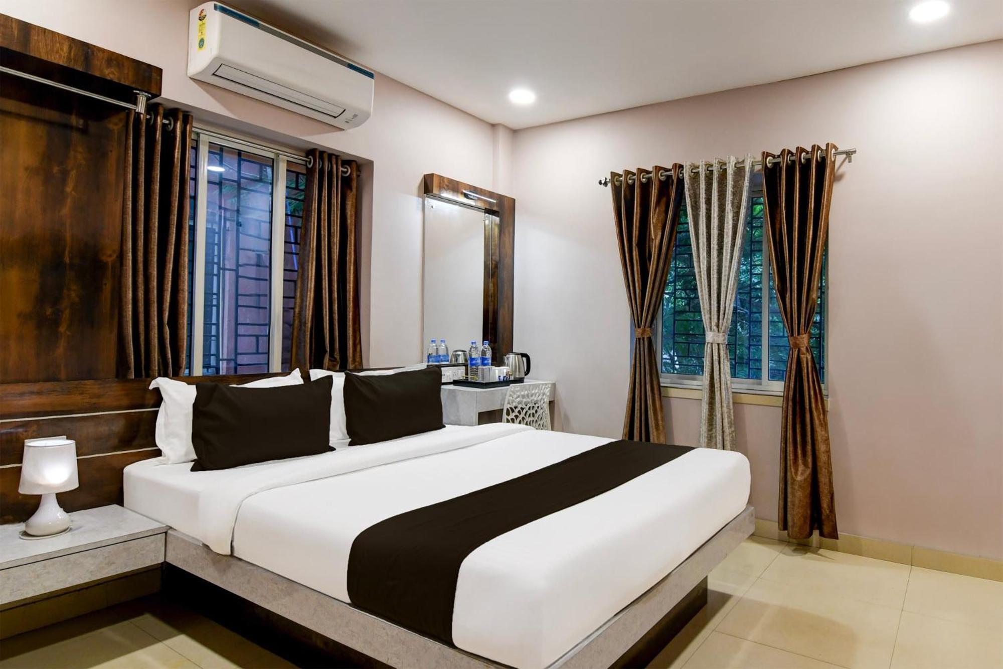 Super Collection O New Town Near Om Sweets Formerly Shiva Inn Kolkata Bagian luar foto